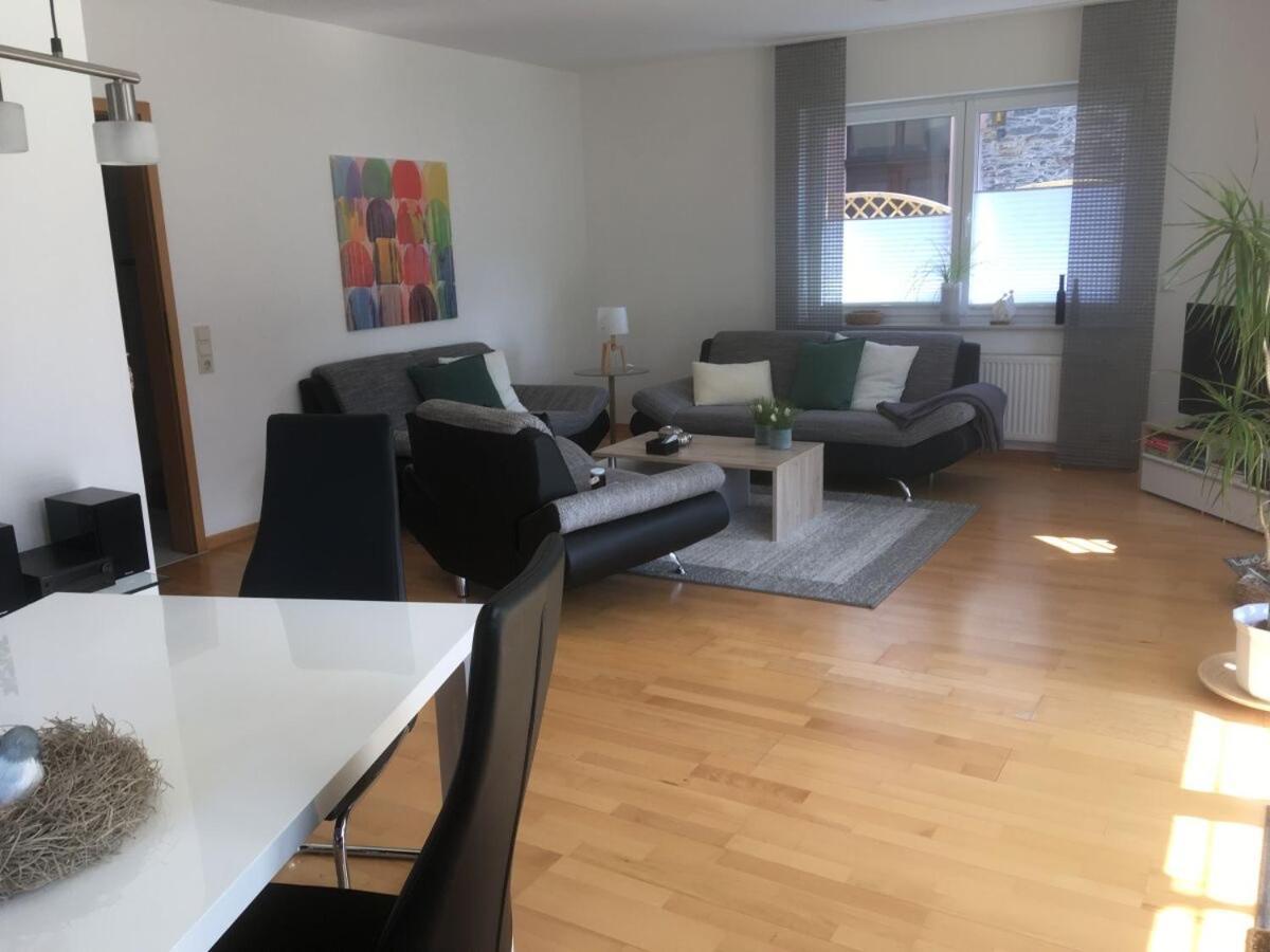 Ferienwohnung Loretta ทราเบิน-ทราร์บาค ภายนอก รูปภาพ